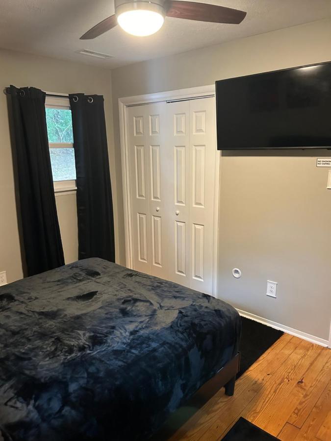 Serene Retreat! 420 Friendly In Designated Area, 3 Minutes To Downtown Richmond Luaran gambar