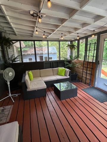Serene Retreat! 420 Friendly In Designated Area, 3 Minutes To Downtown Richmond Luaran gambar